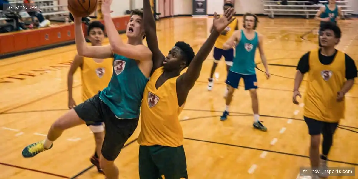 🏅 球星同款，触手可及！收藏限量周边，留住热血记忆🎁